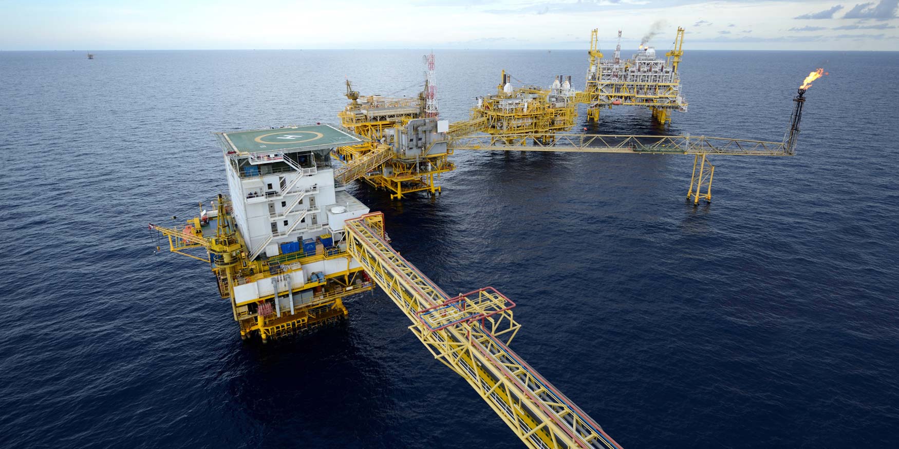 MA-teknik-offshore-oil-rig